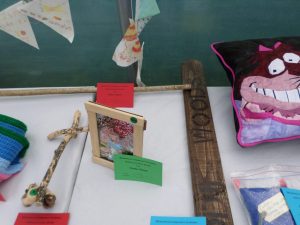 75 - A woodwork item1